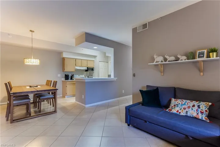 4670 Saint Croix Ln 626, Naples, Florida 34109