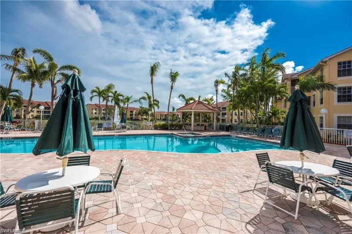 4670 Saint Croix Ln 626, Naples, Florida 34109