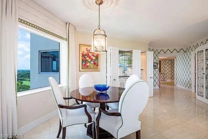 7425  Pelican Bay  BLVD, Naples, FL 34108