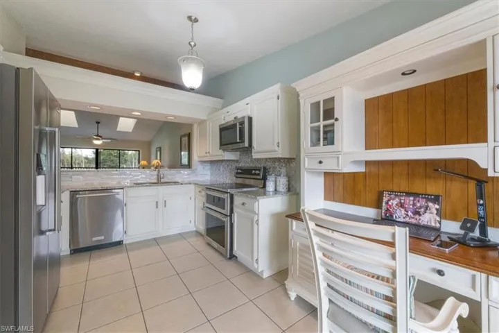 Breakfast room