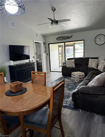 16521  Bayleaf  LN, Fort Myers, FL 33908