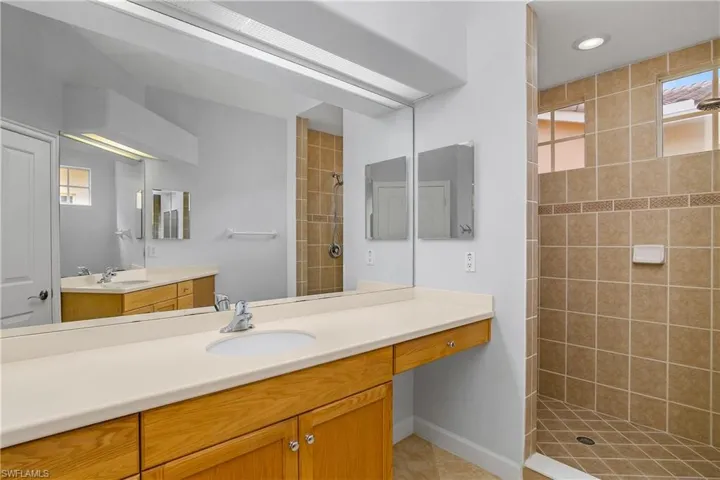 Owner's Suite Bathroom