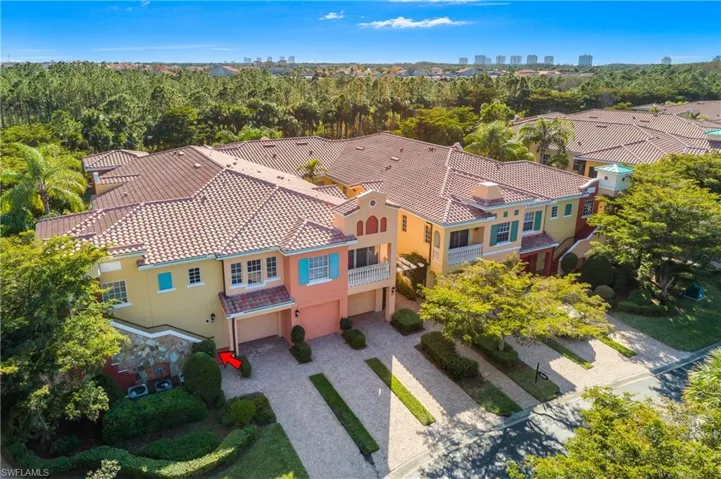 8681 Piazza Del Lago Cir #202