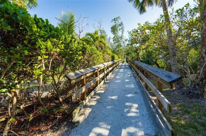 Beach-Bridge