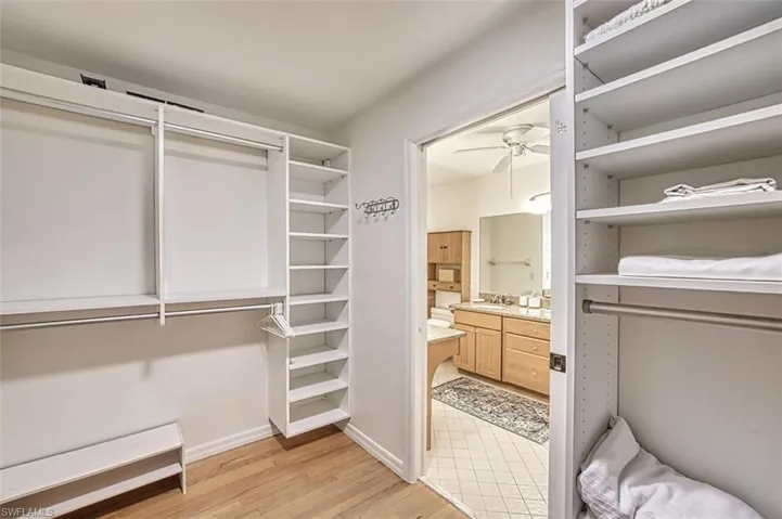 Primary-Closet-to-Bath