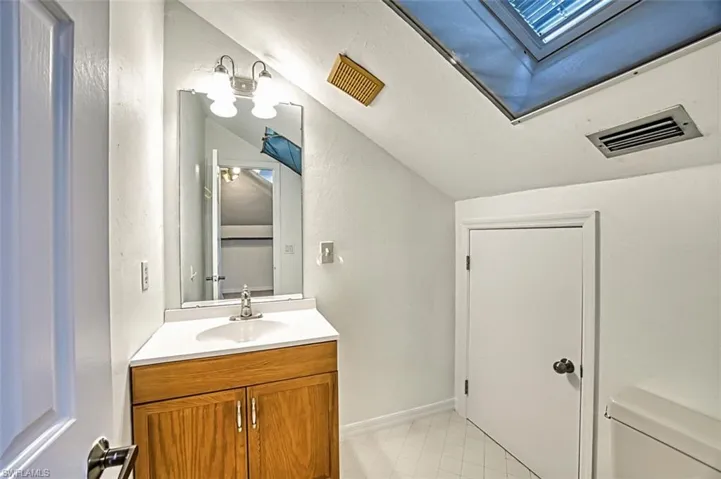 Loft-Bath