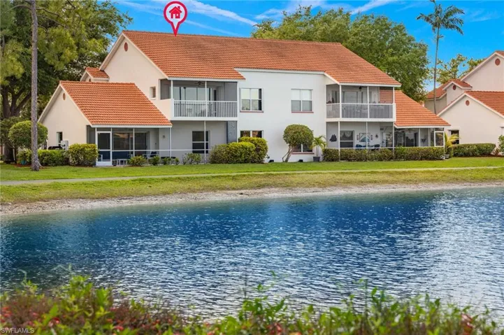 637  Windsor  SQ, Naples, FL 34104
