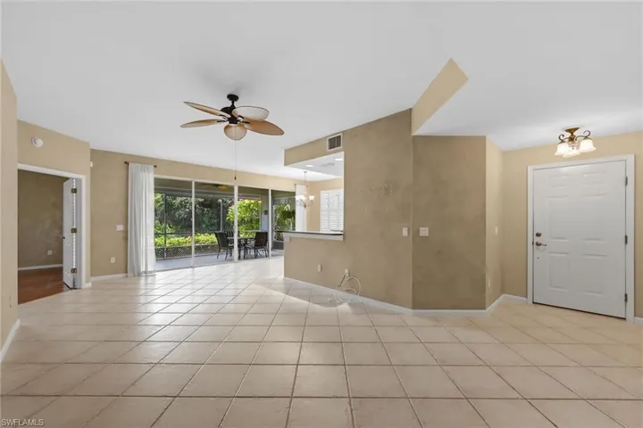 16113 Mount Abbey Way 102, Fort Myers, Florida 33908