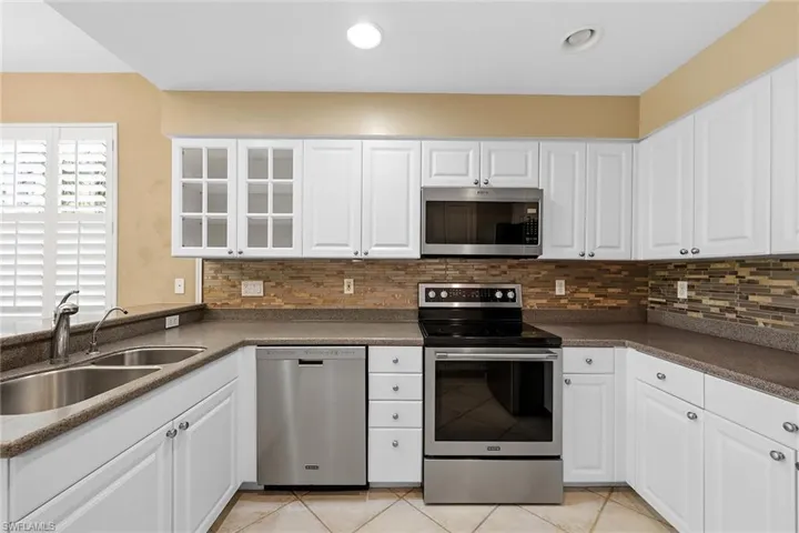 16113 Mount Abbey Way 102, Fort Myers, Florida 33908