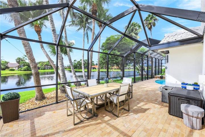 Patio with extensive area