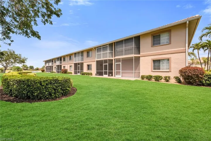 9087  Michael  CIR, Naples, FL 34113
