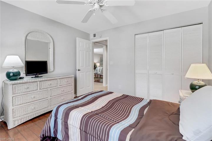 Front bedroom #2