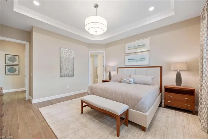 Huge Owner's Suite