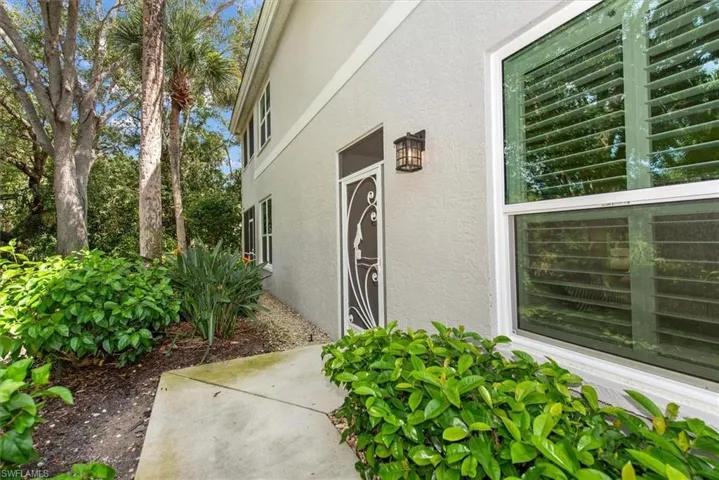 25204 Pelican Creek Cir 101, Bonita Springs, Florida 34134