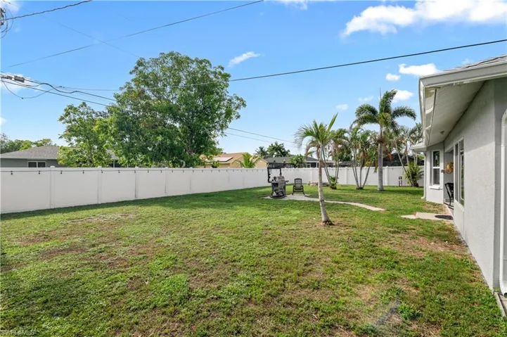 109 Ne 10th Ave, Cape Coral, Florida 33909