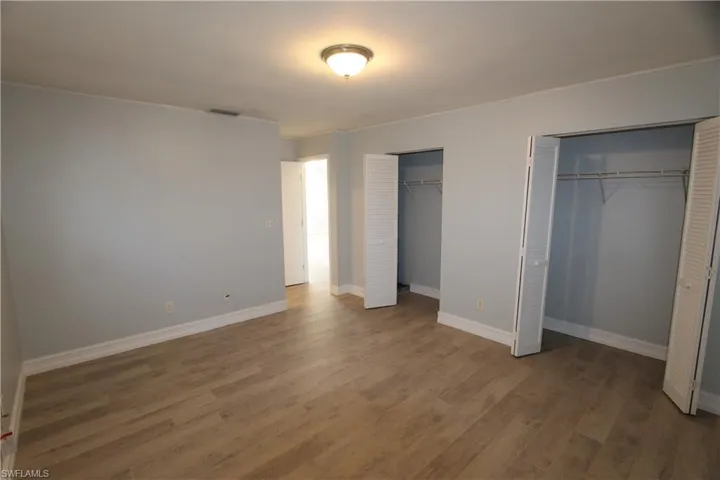 2445 Thomasson Dr D, Naples, Florida 34112