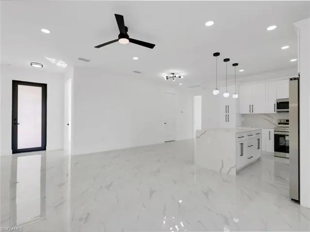 1119 Earhart St E, Lehigh Acres, Florida 33974