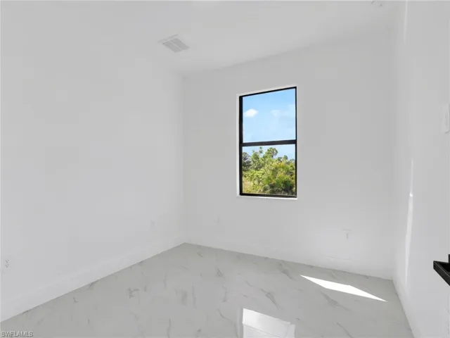 1119 Earhart St E, Lehigh Acres, Florida 33974