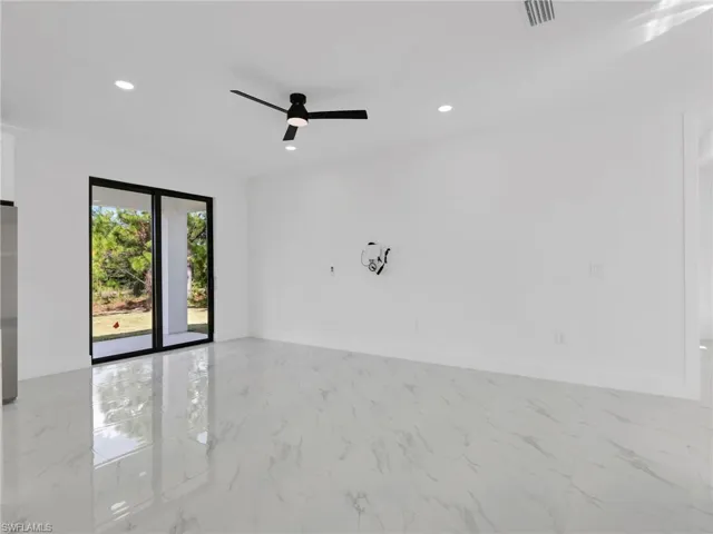1119 Earhart St E, Lehigh Acres, Florida 33974
