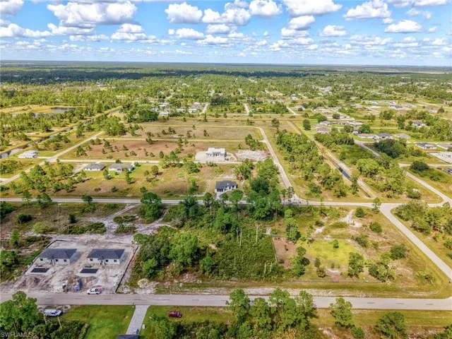 1119 Earhart St E, Lehigh Acres, Florida 33974