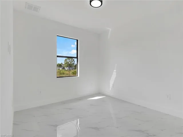 1119 Earhart St E, Lehigh Acres, Florida 33974
