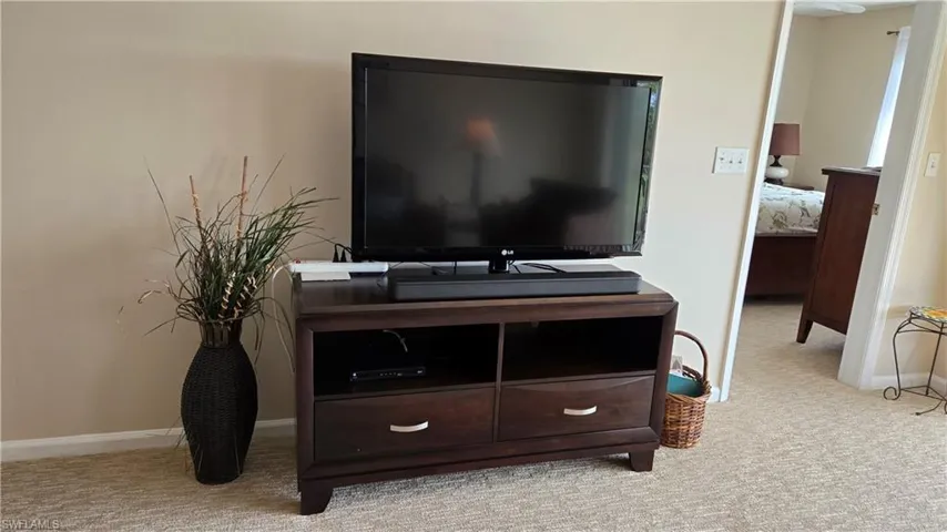 Large wall for any size TV