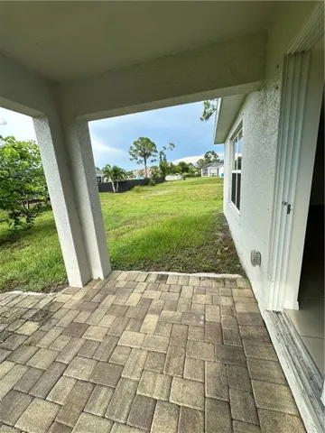 2213 Ne 33rd St, Cape Coral, Florida 33909