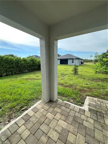 2213 Ne 33rd St, Cape Coral, Florida 33909