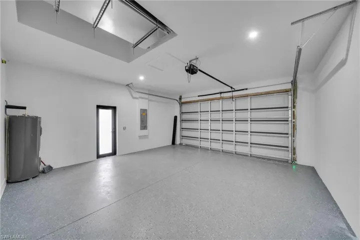 1013 Ne 12th Ter, Cape Coral, Florida 33909
