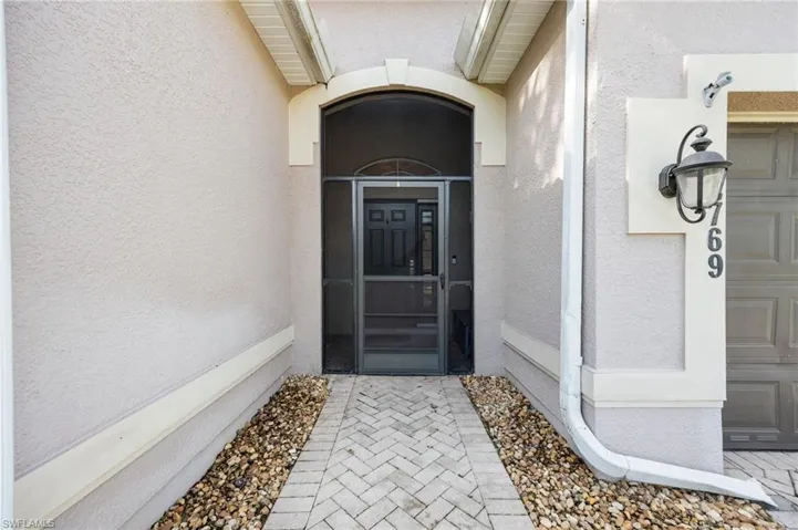 2769 Inlet Cove Ln W, Naples, Florida 34120