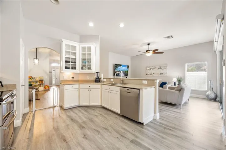 2769 Inlet Cove Ln W, Naples, Florida 34120