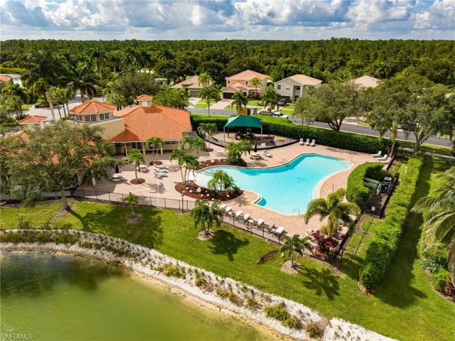 2769 Inlet Cove Ln W, Naples, Florida 34120