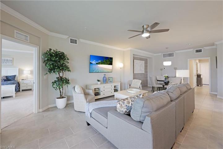 17390  Cherrywood  CT, Bonita Springs, FL 34135