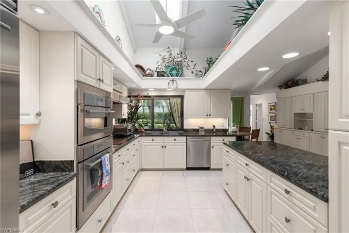 Room for everything - a chef's dream come true.