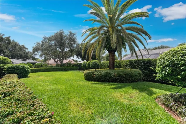 This beautiful private area also offers a pretty nightscape!
