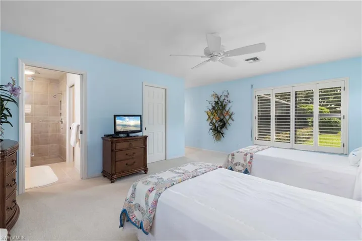 Ensuite guest area, with huge walk-in closet; privacy, space and comfort await.