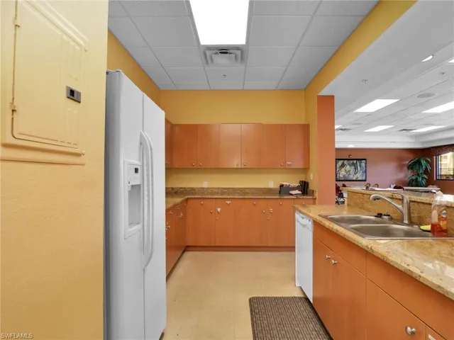 Clubhouse Kitchenette