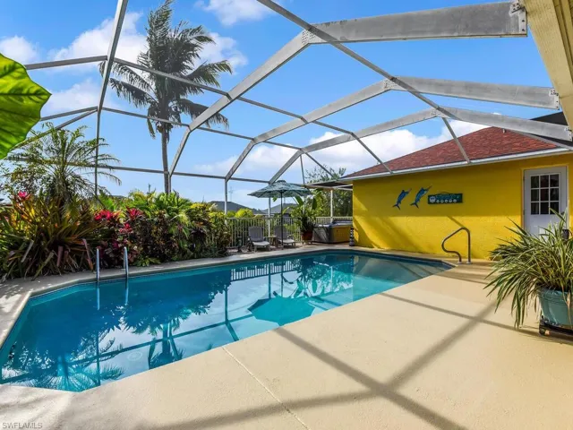 Perfect For Soaking Up FL Sun