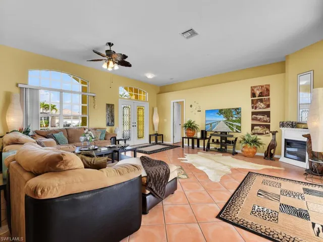 Split Bedroom Floor Plan