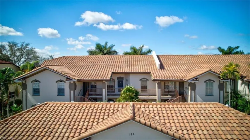 182 Newport Dr 1007, Naples, Florida 34114