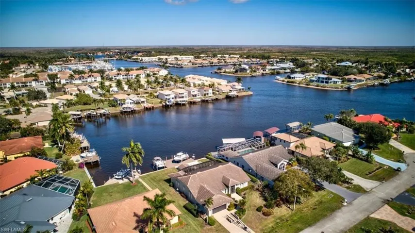 182 Newport Dr 1007, Naples, Florida 34114