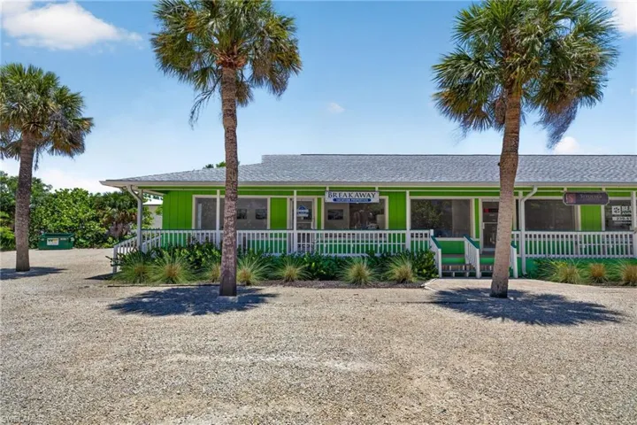 1640 Periwinkle Way 5, Sanibel, Florida 33957