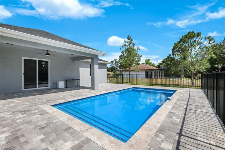 407 Columbus Ave, Lehigh Acres, Florida 33972