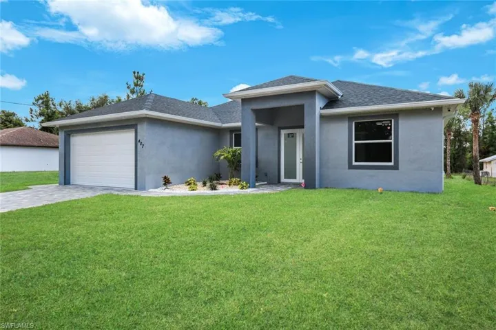 407 Columbus Ave, Lehigh Acres, Florida 33972