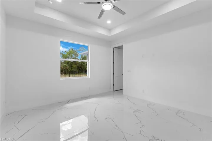 407 Columbus Ave, Lehigh Acres, Florida 33972