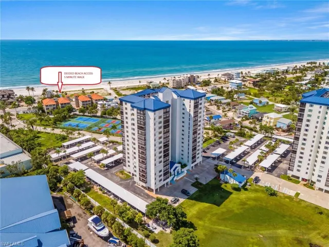 VERY CLOSE TO THE GULF OF AMERICA AND DEEDED BEACH ACCESS.