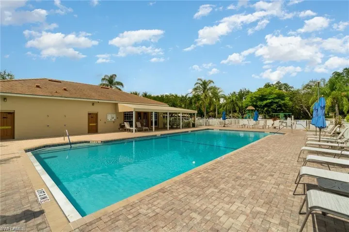 1637 Morning Sun Ln E-12, Naples, Florida 34119