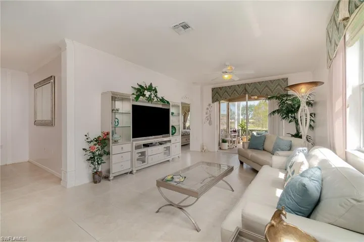 1637 Morning Sun Ln E-12, Naples, Florida 34119