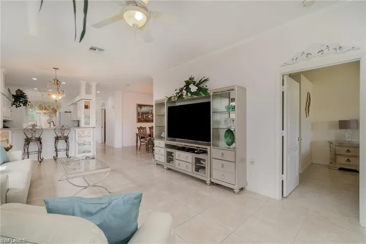 1637 Morning Sun Ln E-12, Naples, Florida 34119