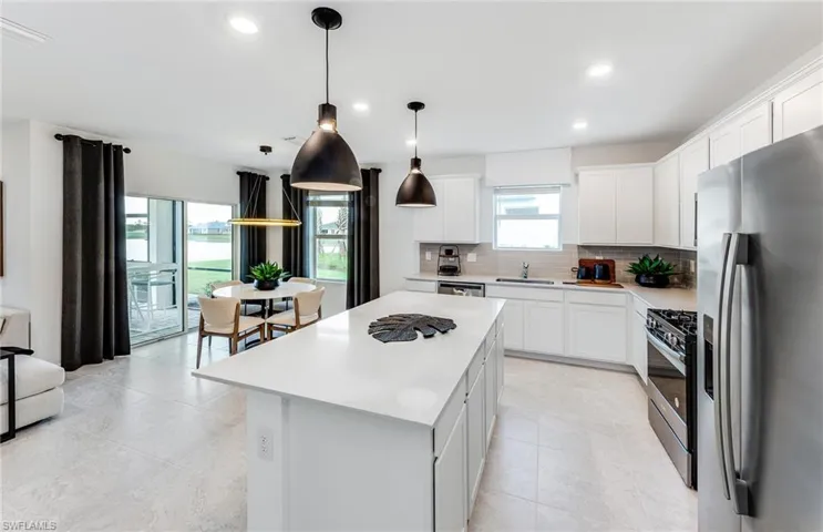 1187  Caloosa Cove  DR, Labelle, FL 33935